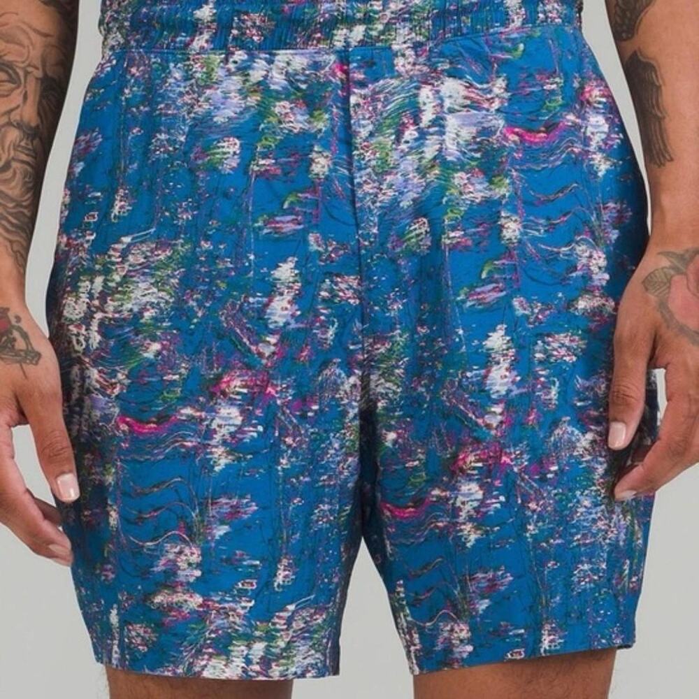 Lululemon pace breaker shorts size medium